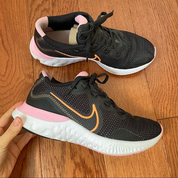 Nike Shoes - Nike Sneakers